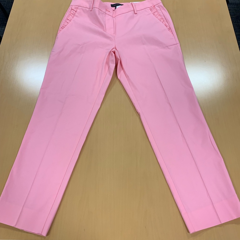 Ann Taylor cotton crop pink pants, size 4